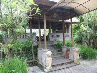 Nefatari Exclusive Resort