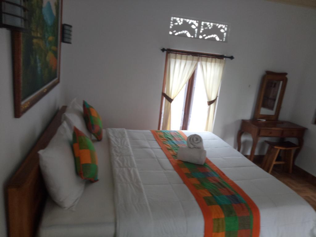 Karma House Homestay *