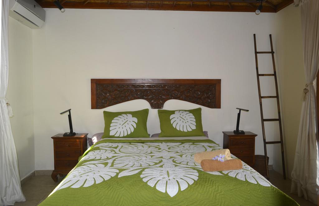Susanta Villa *