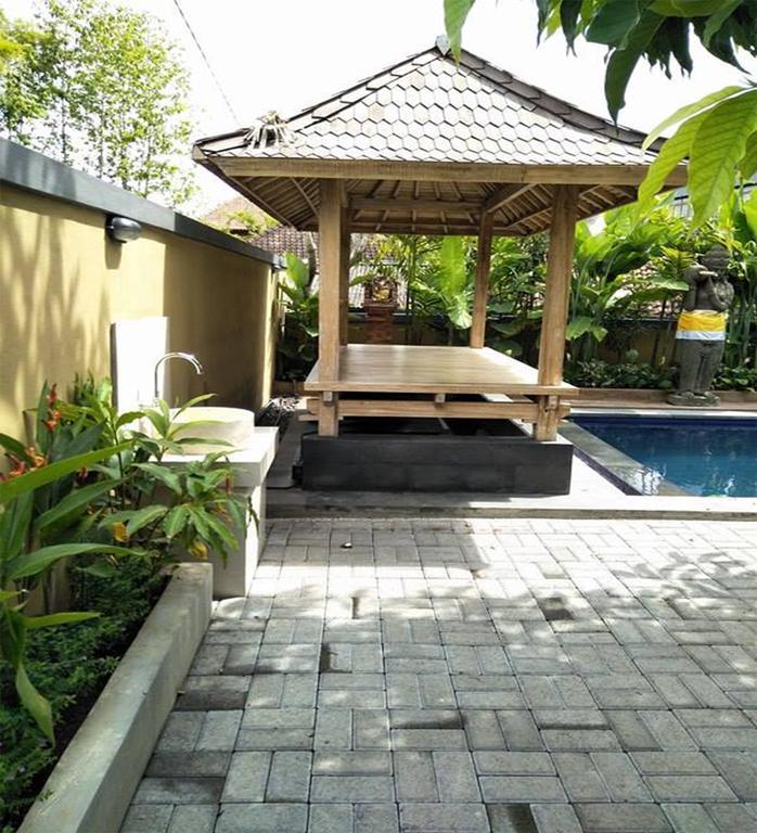 Lucky Family Guest house 3*