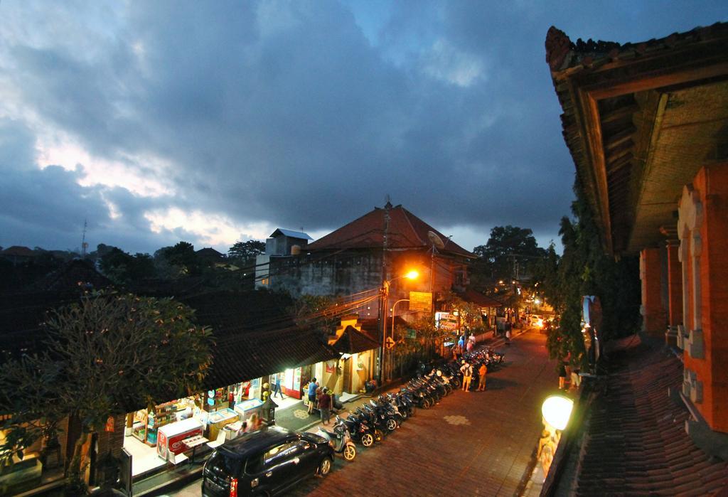 Happy * Ubud (Bali)