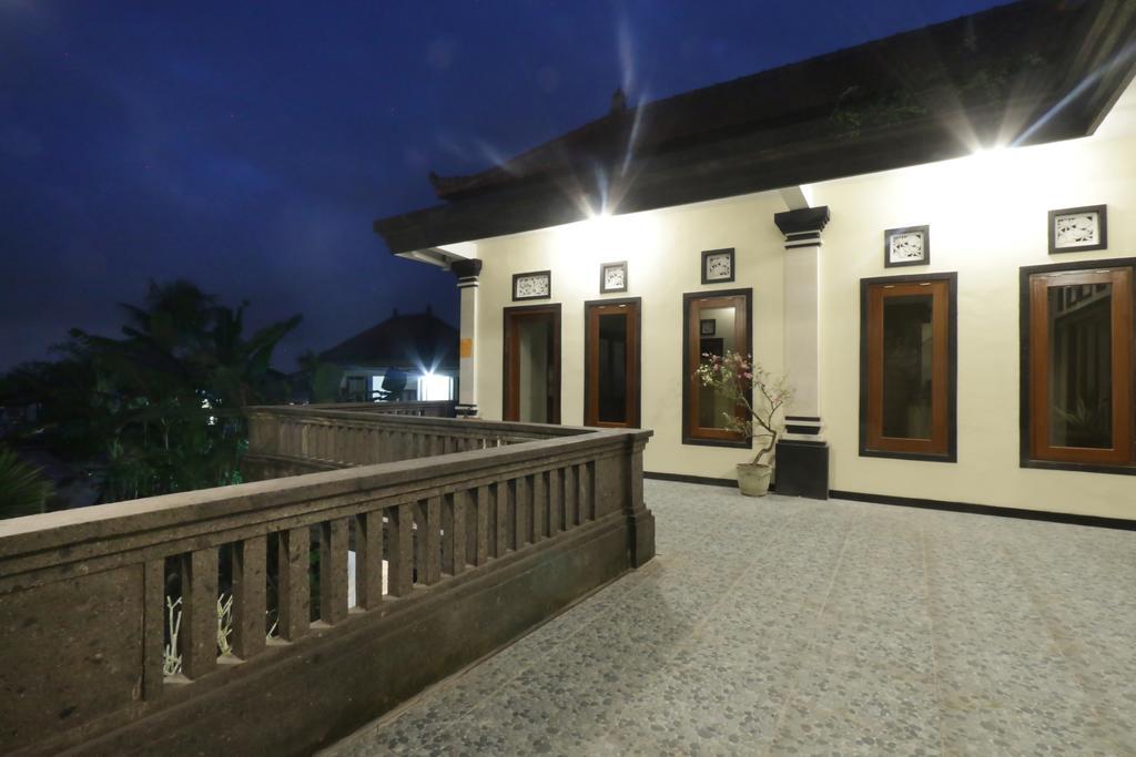 Mundeh Rumah tetamu