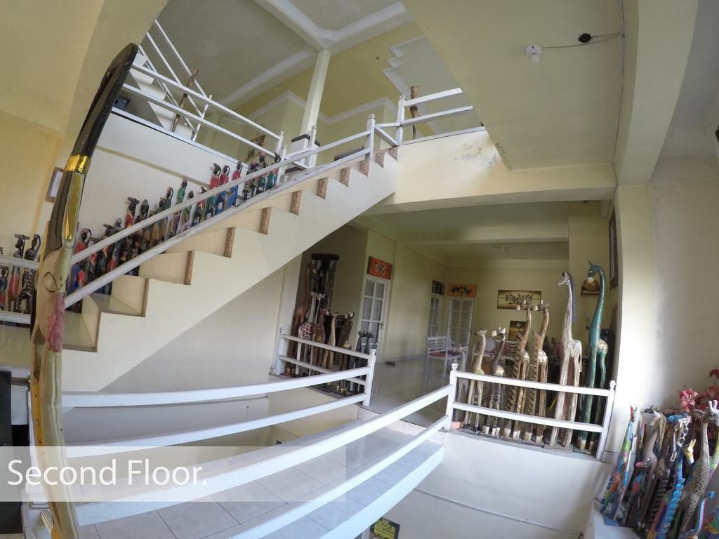 Ayani Good House Wisma tamu