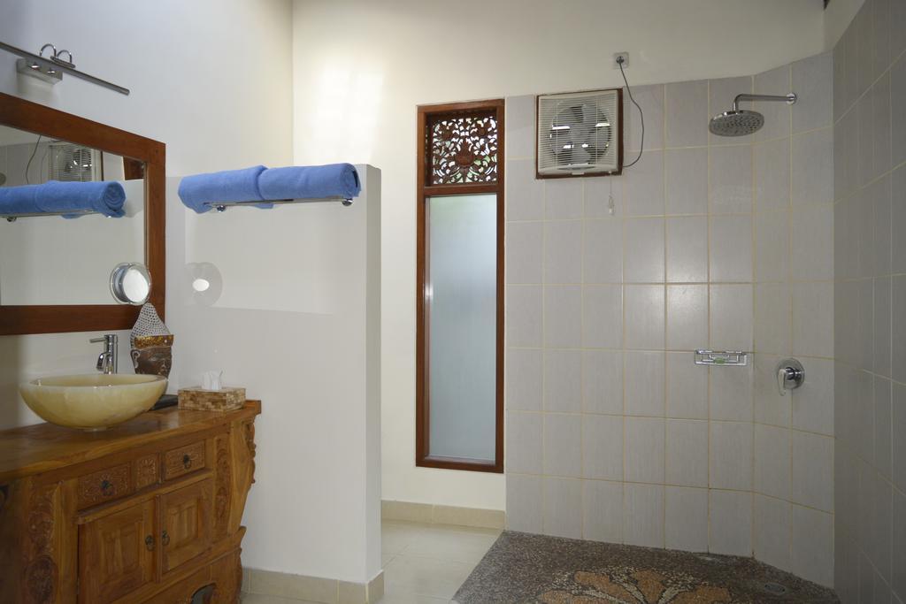 Palm Kuning Villa *