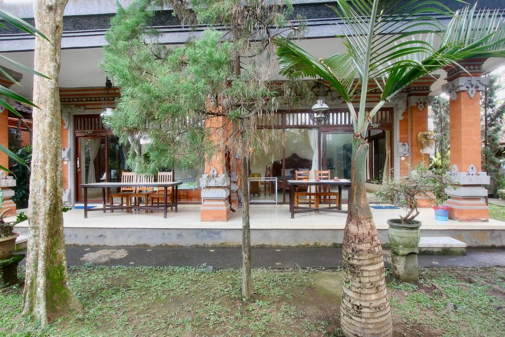 Rahayu House Casa de hóspedes 2*