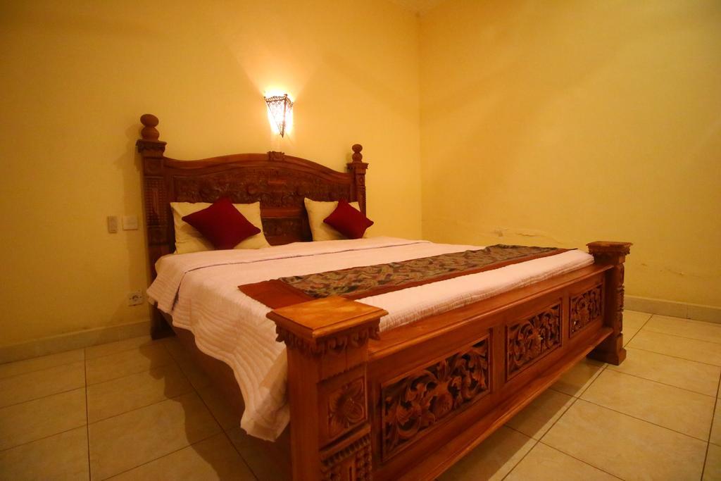 Guest house Adi Santia