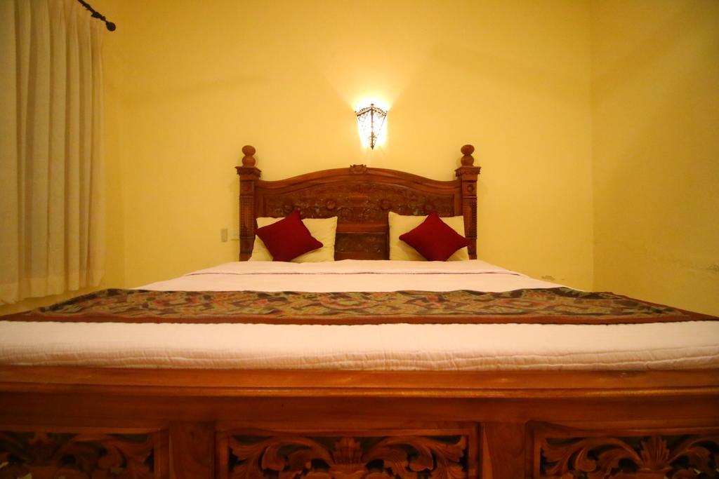 Guest house Adi Santia *