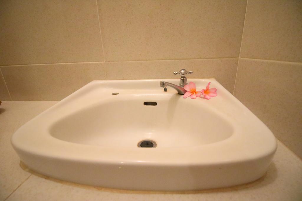 Adi Santia Guest house
