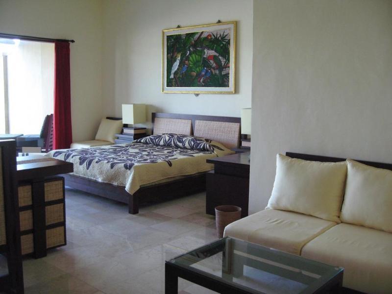 Hotel Field And 3*