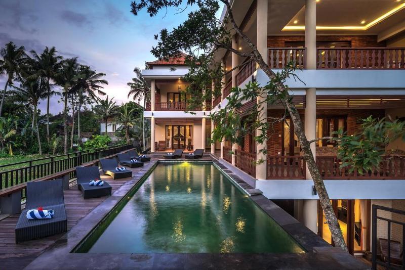 Field And Hotel Ubud (Bali)