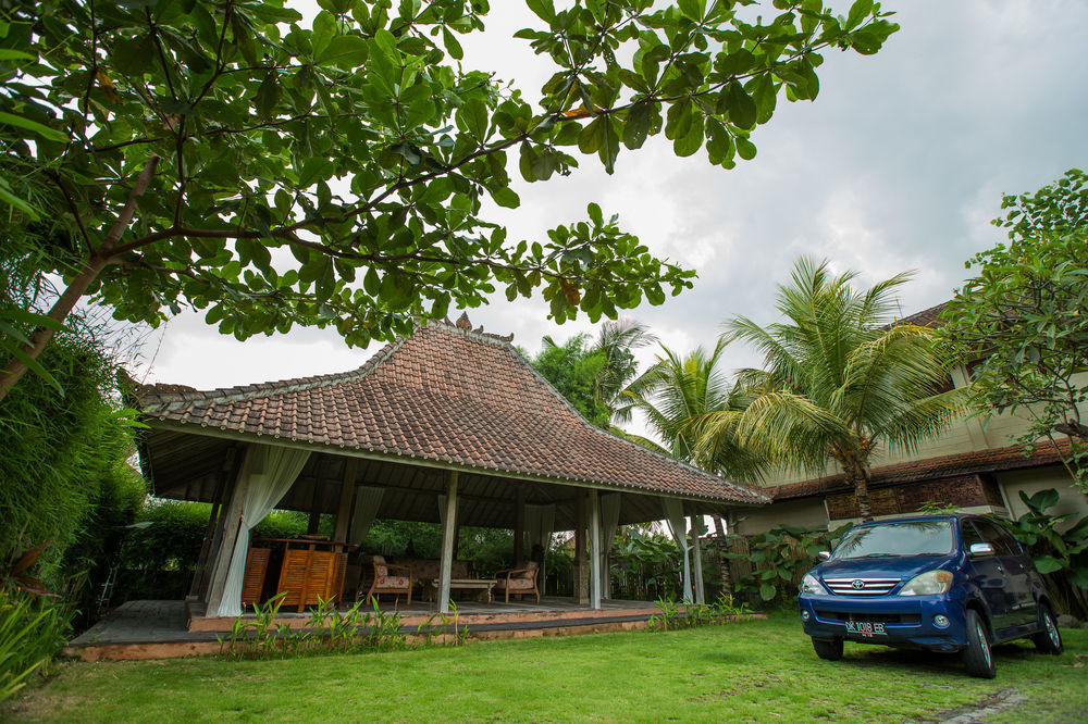 Munari Resort