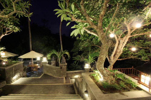 Griya Shanti Villas & Spa Villa *