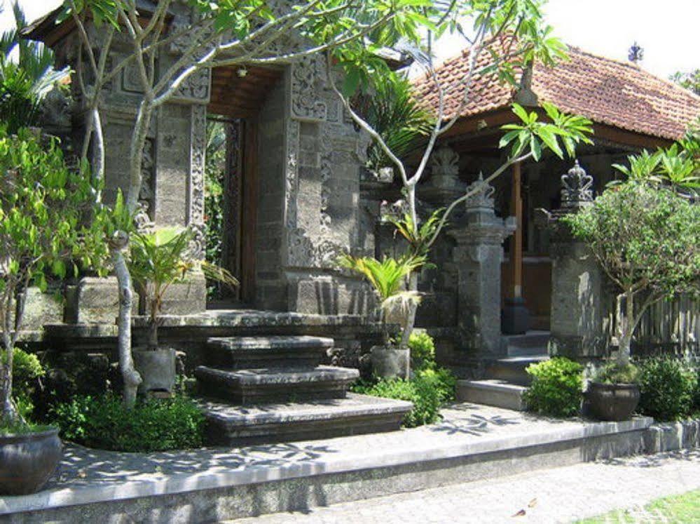 Dewa Bharata 3*