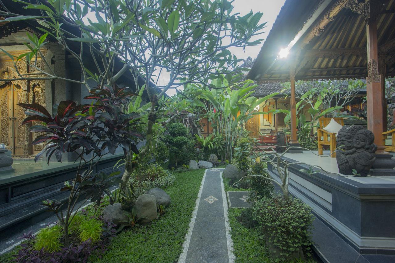 Guest house Nang Ade House 2*