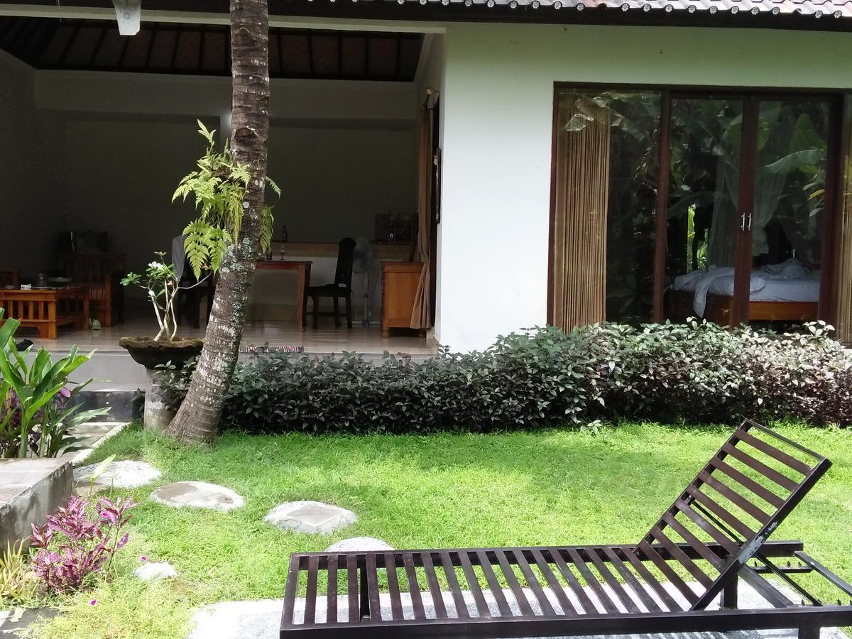 Inn Rumah Rose 2*