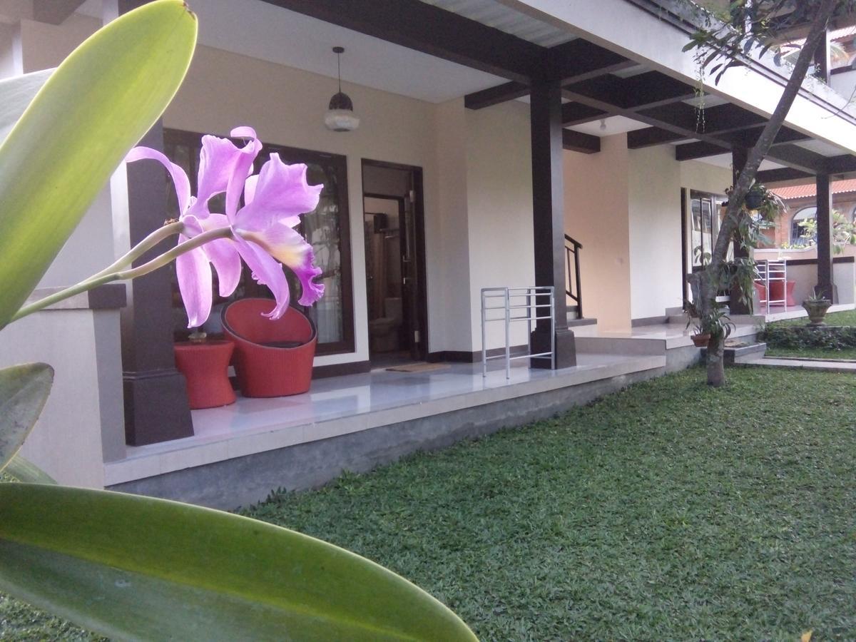 Indraprastha 2 Bed & Breakfast 2*