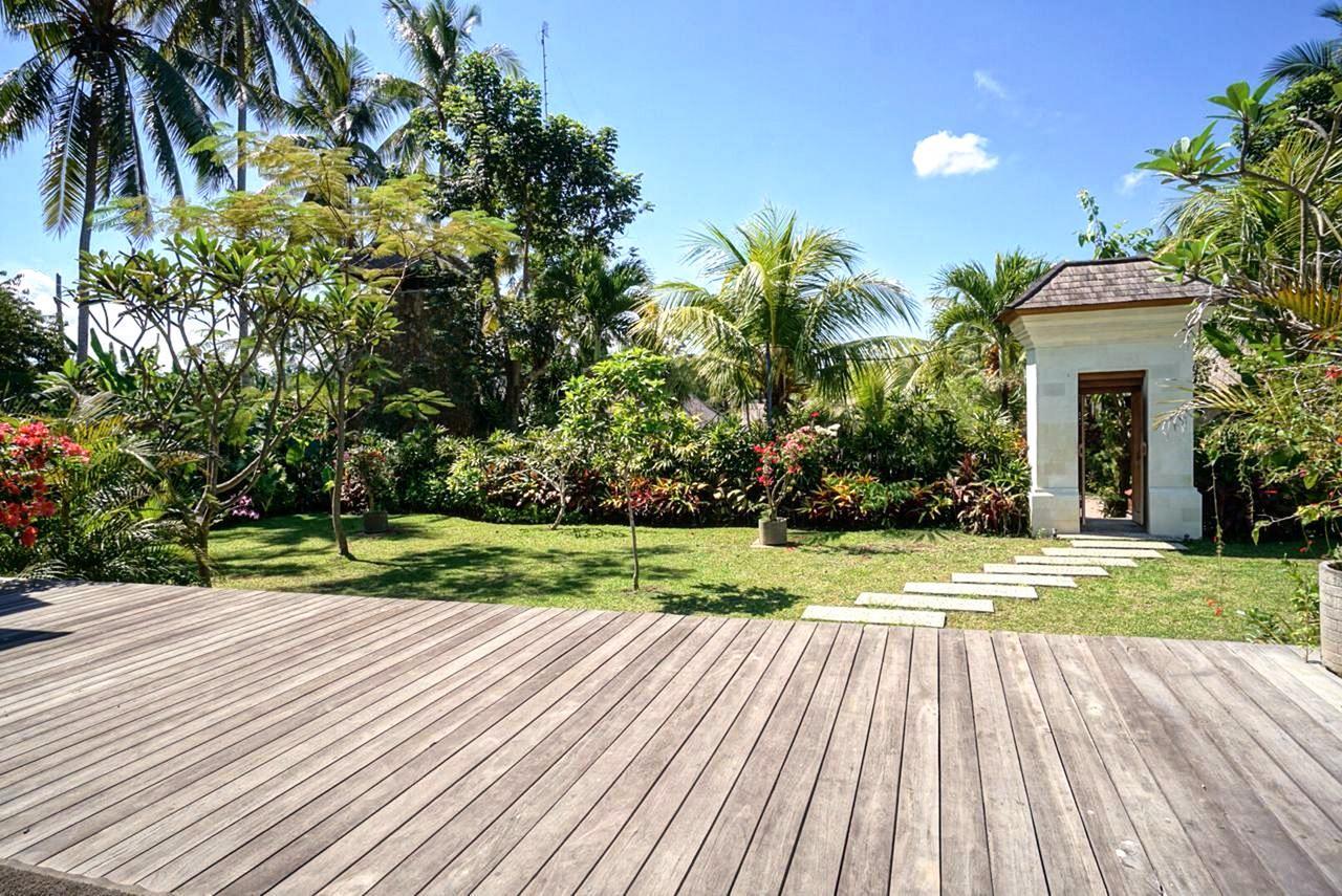 Bed & Breakfast Taman Kanti 5*