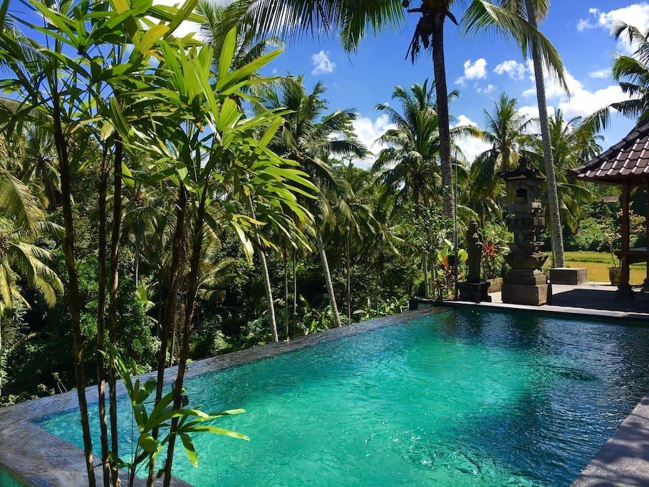 Buana Sakti Gasthuis 3*