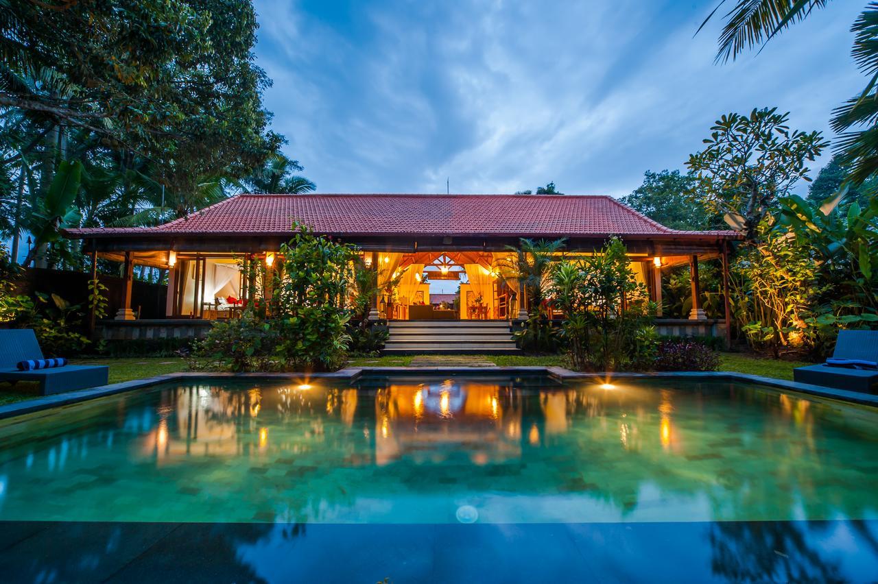 Luxury 3br Infinity Jungle View Aashaya * Ubud (Bali)