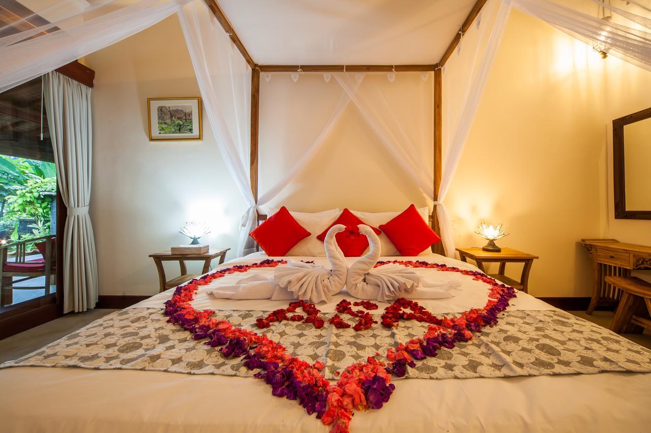 Luxury 3br Infinity Jungle View Aashaya Villa Ubud (Bali)