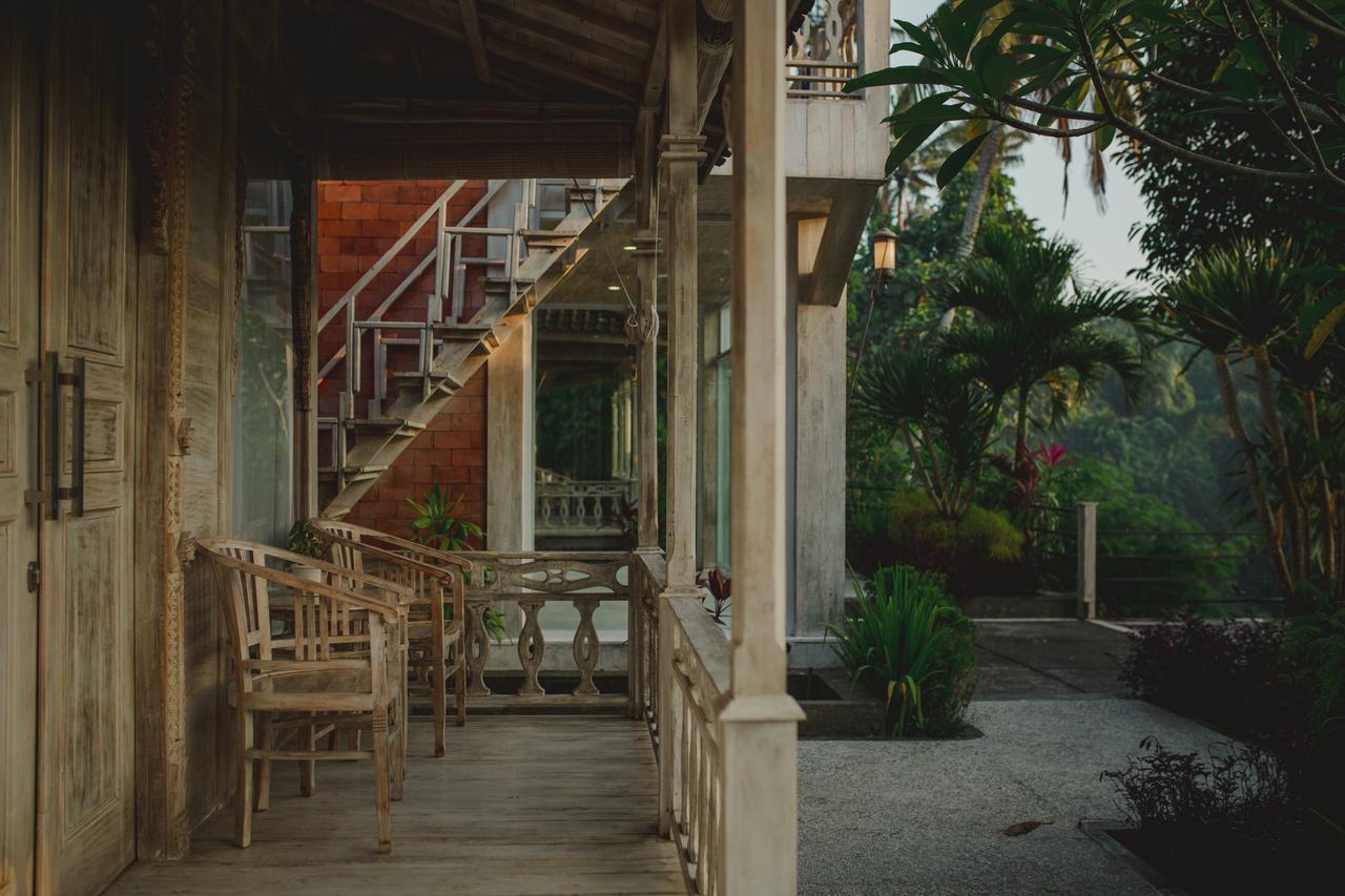 Hotel B Saya