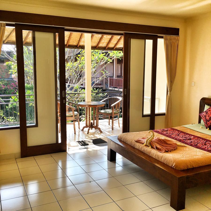 Merthayasa Guest house