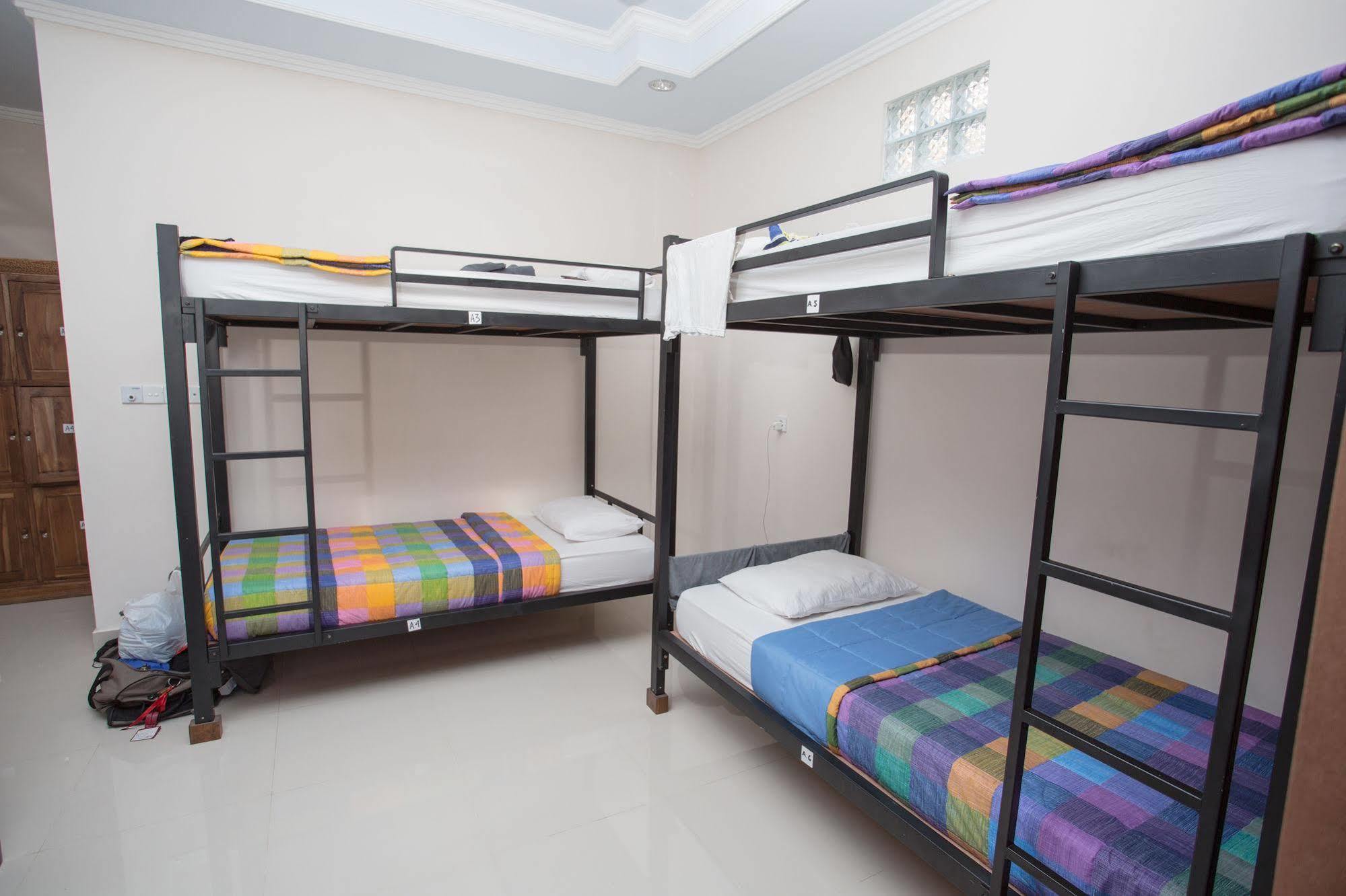 Puji Hostel&bungalow 3*