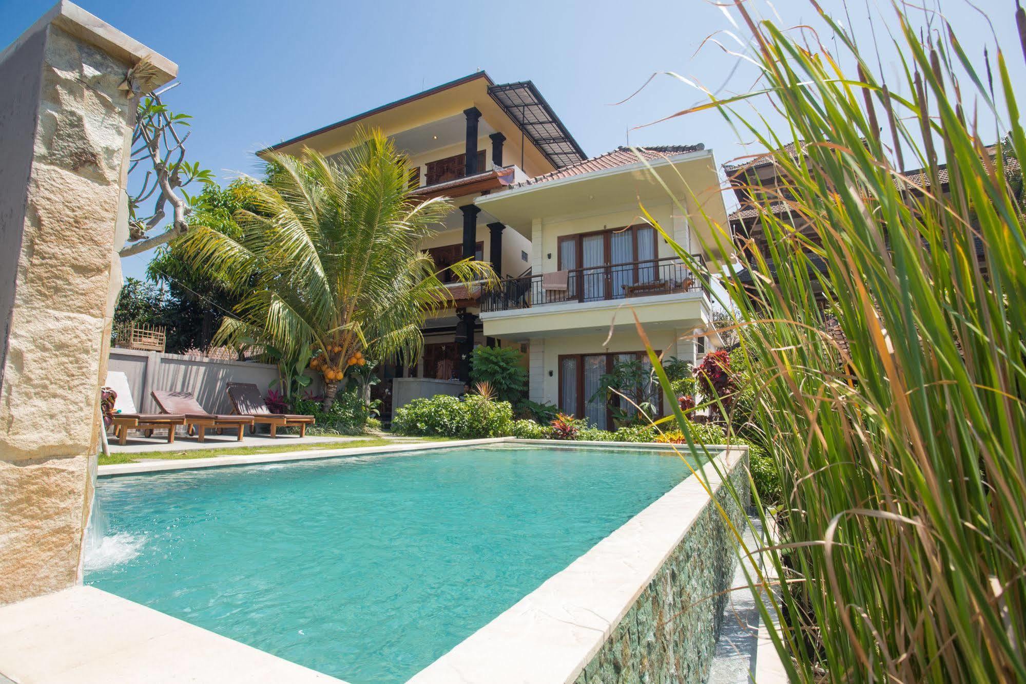 Puji Hostel&bungalow Wisma tamu