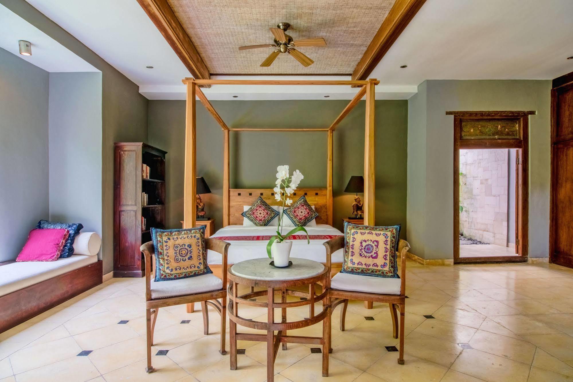 Beji Indah Guest house 4*