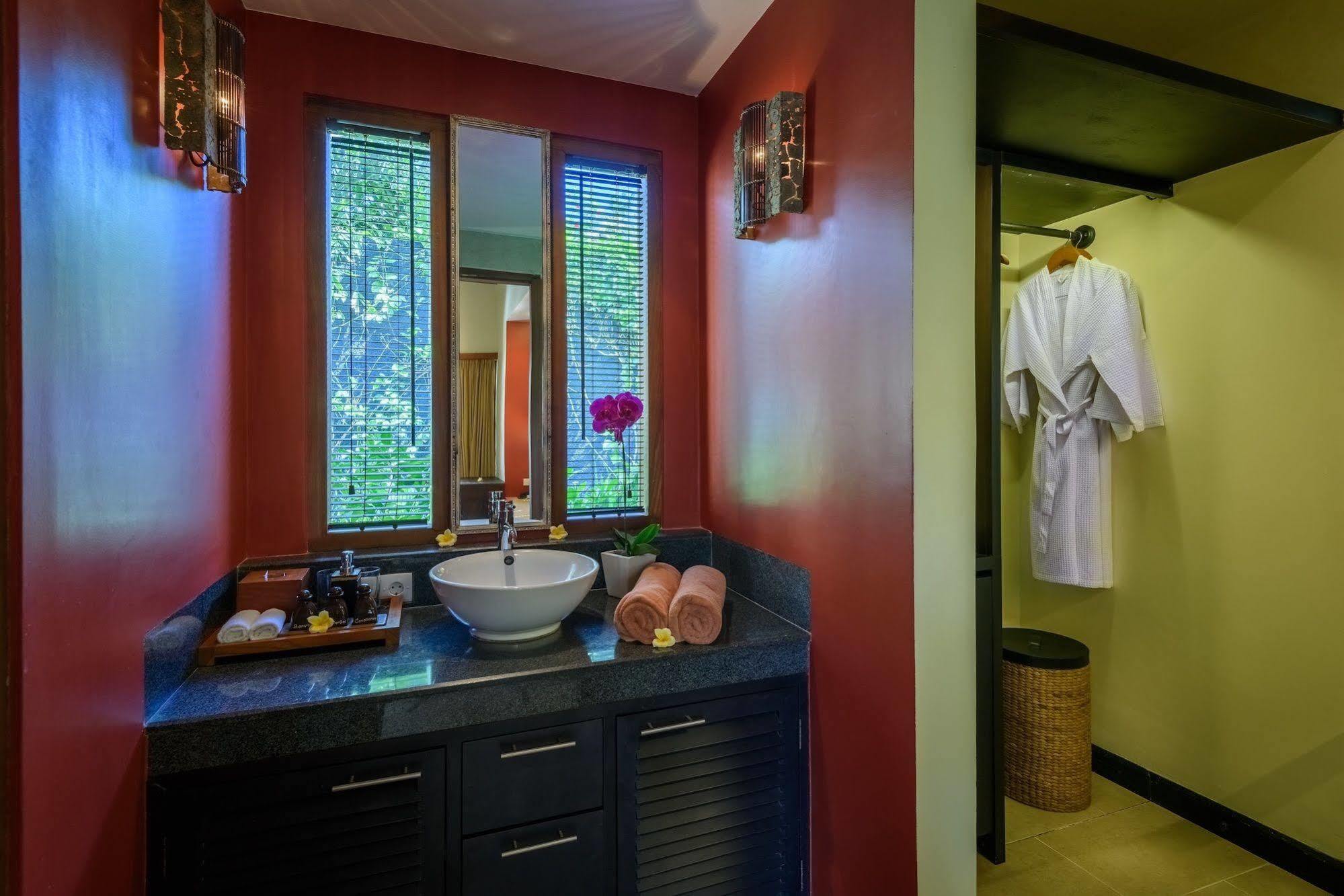 Hotel Sabandari 4*
