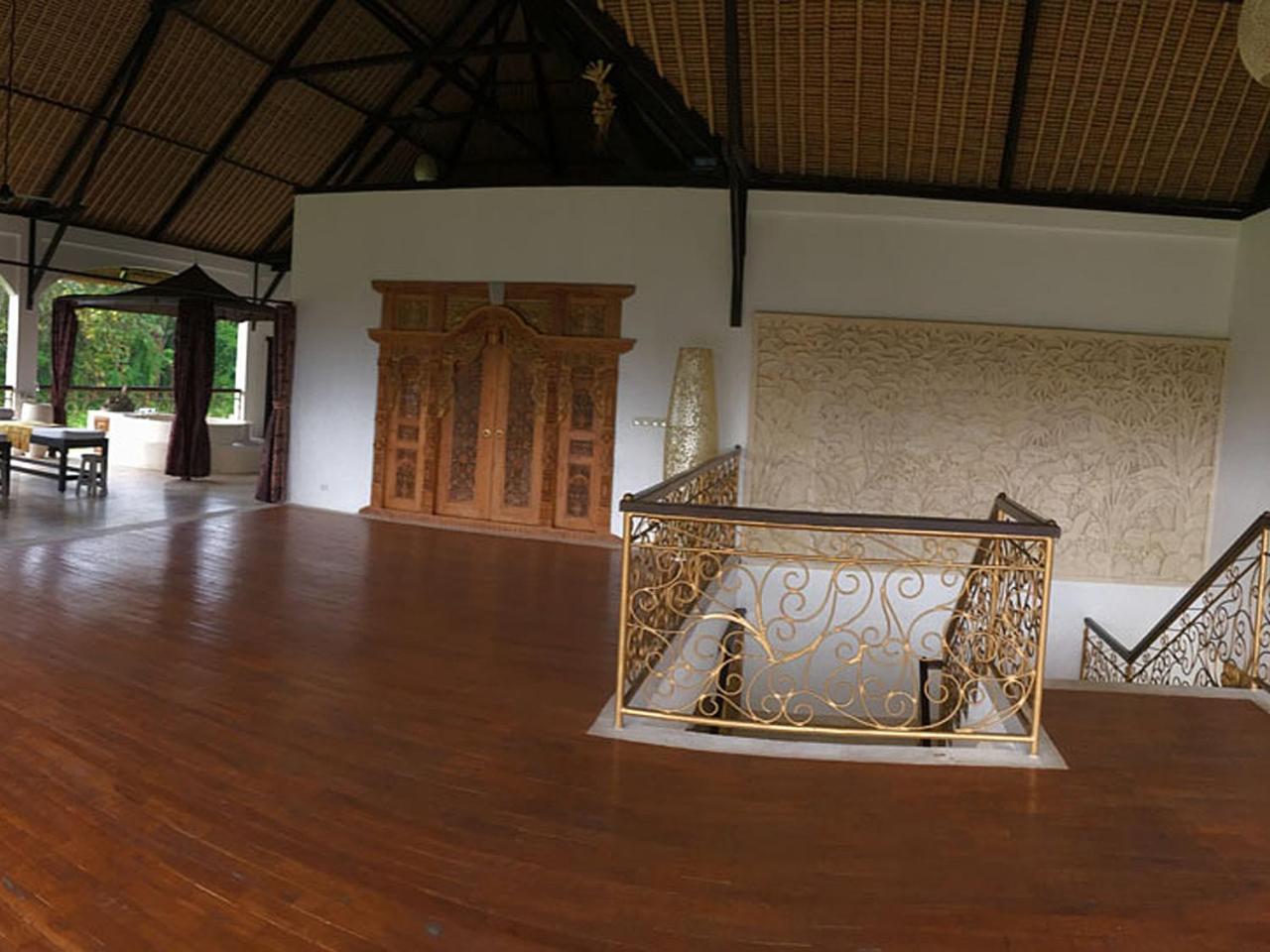 Frangipani Villa