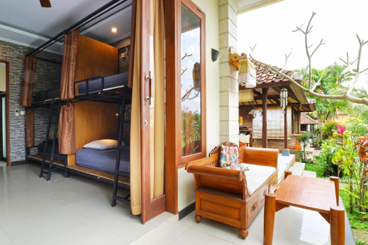 Puji Hostel&bungalow 3*