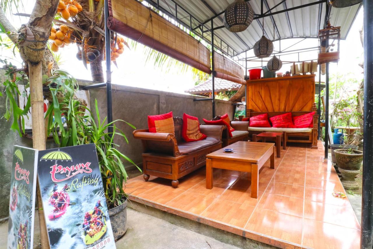 Puji Hostel&bungalow 3*
