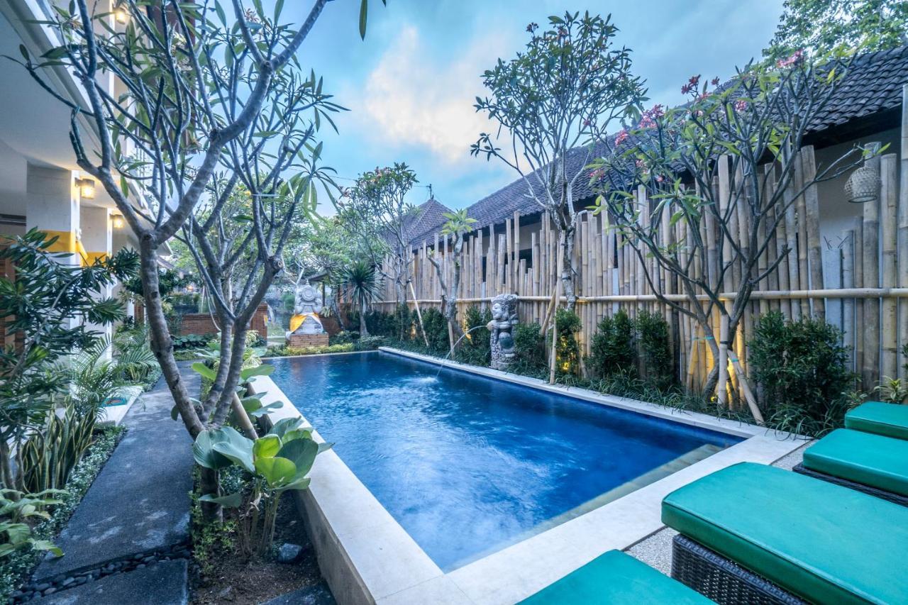 Tropical Garden 2