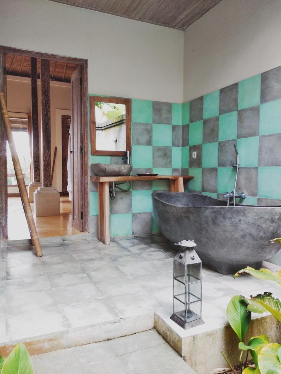 Thani Villa *