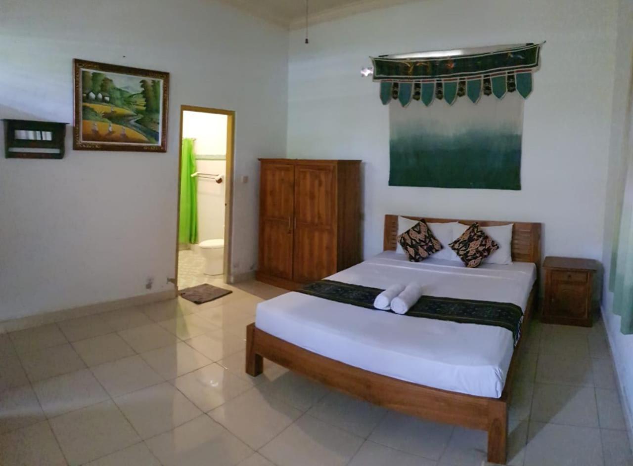 Pondok Gusti Homestay Redpartner Guest house *