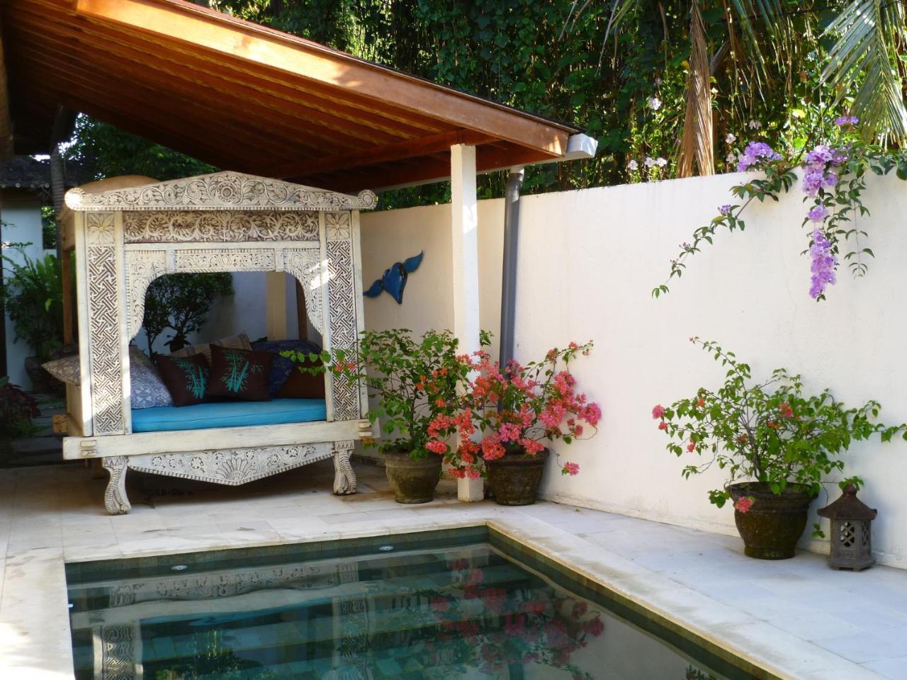 Bulan Mas Villa *