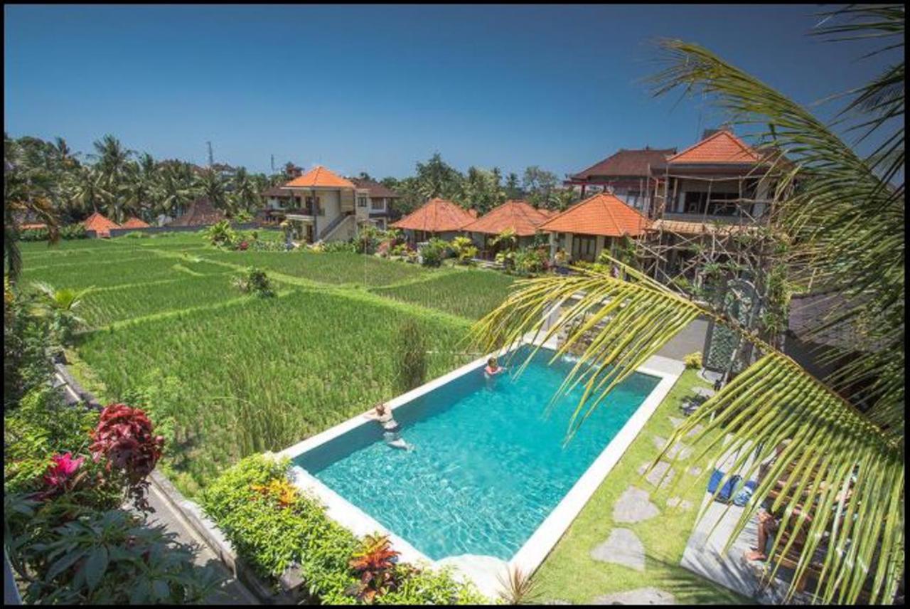 Puji Hostel&bungalow Wisma tamu