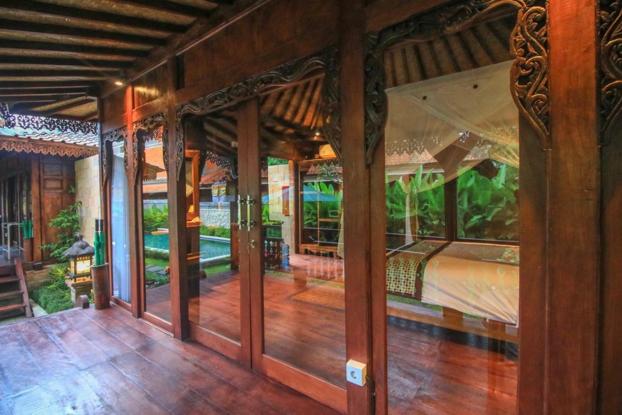 Ari Wisma tamu Ubud (Bali)