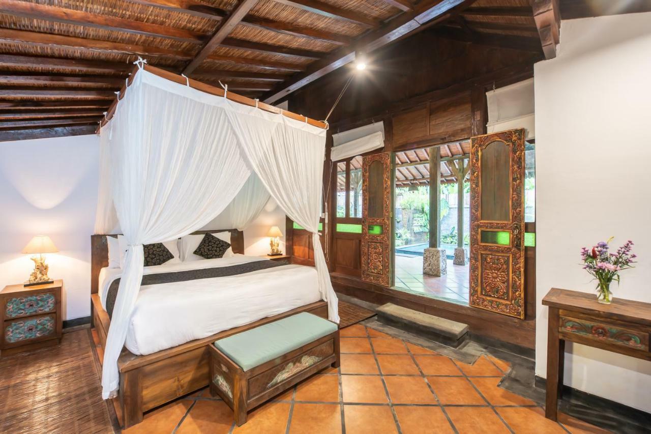 Roumantic Bunutan Villa