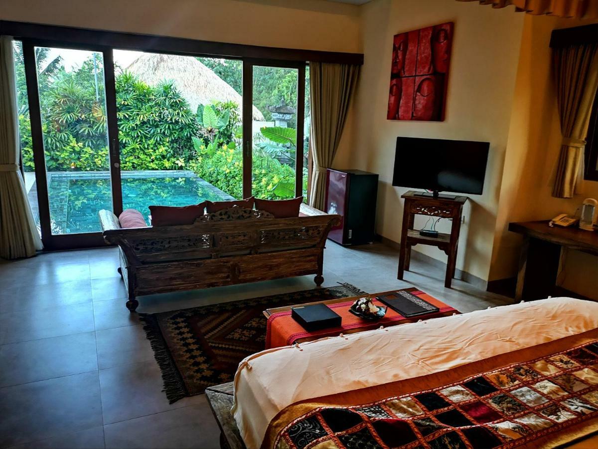 With Private Pool At Nirvana Villa *