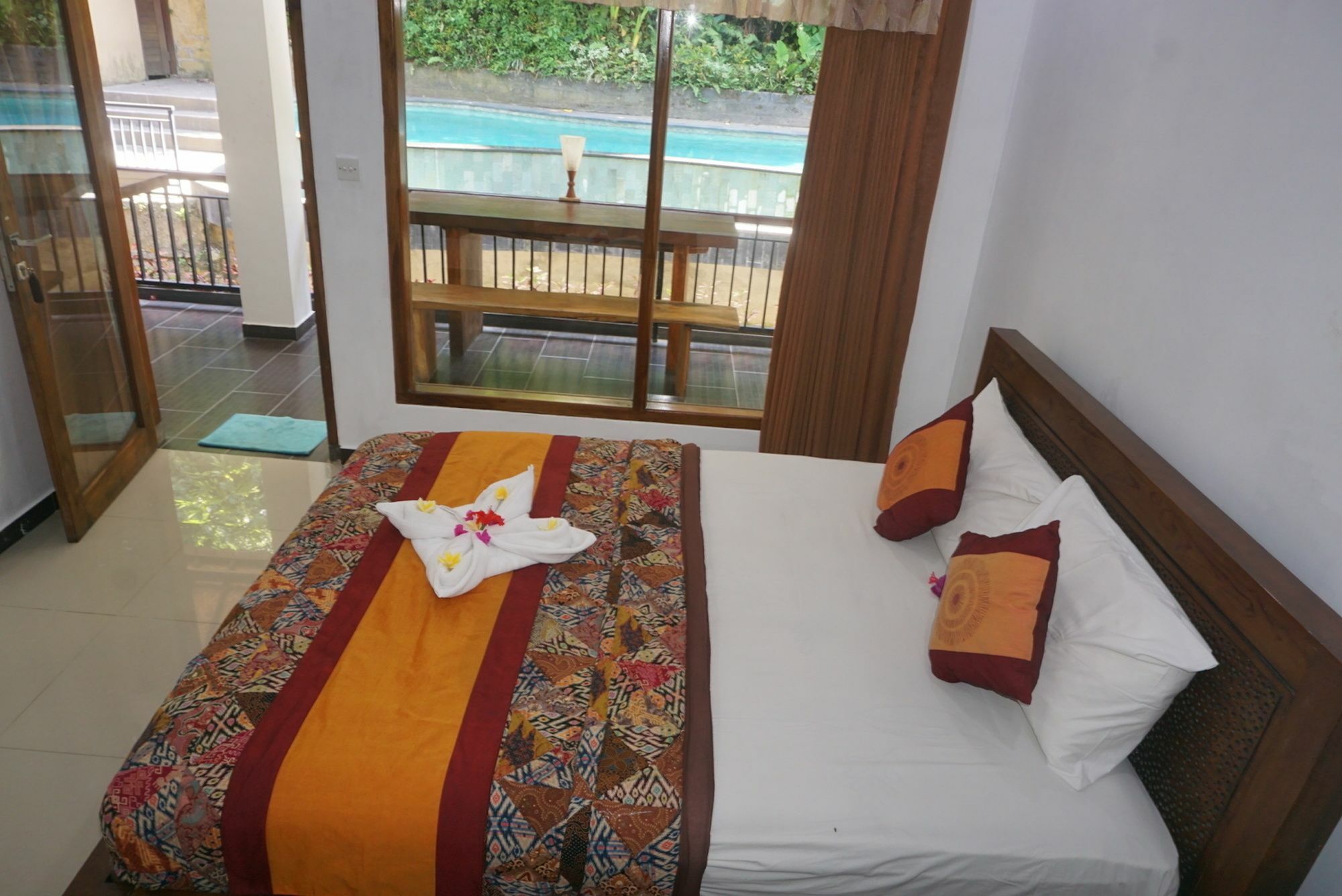 Tukad White House Hotel Ubud (Bali)