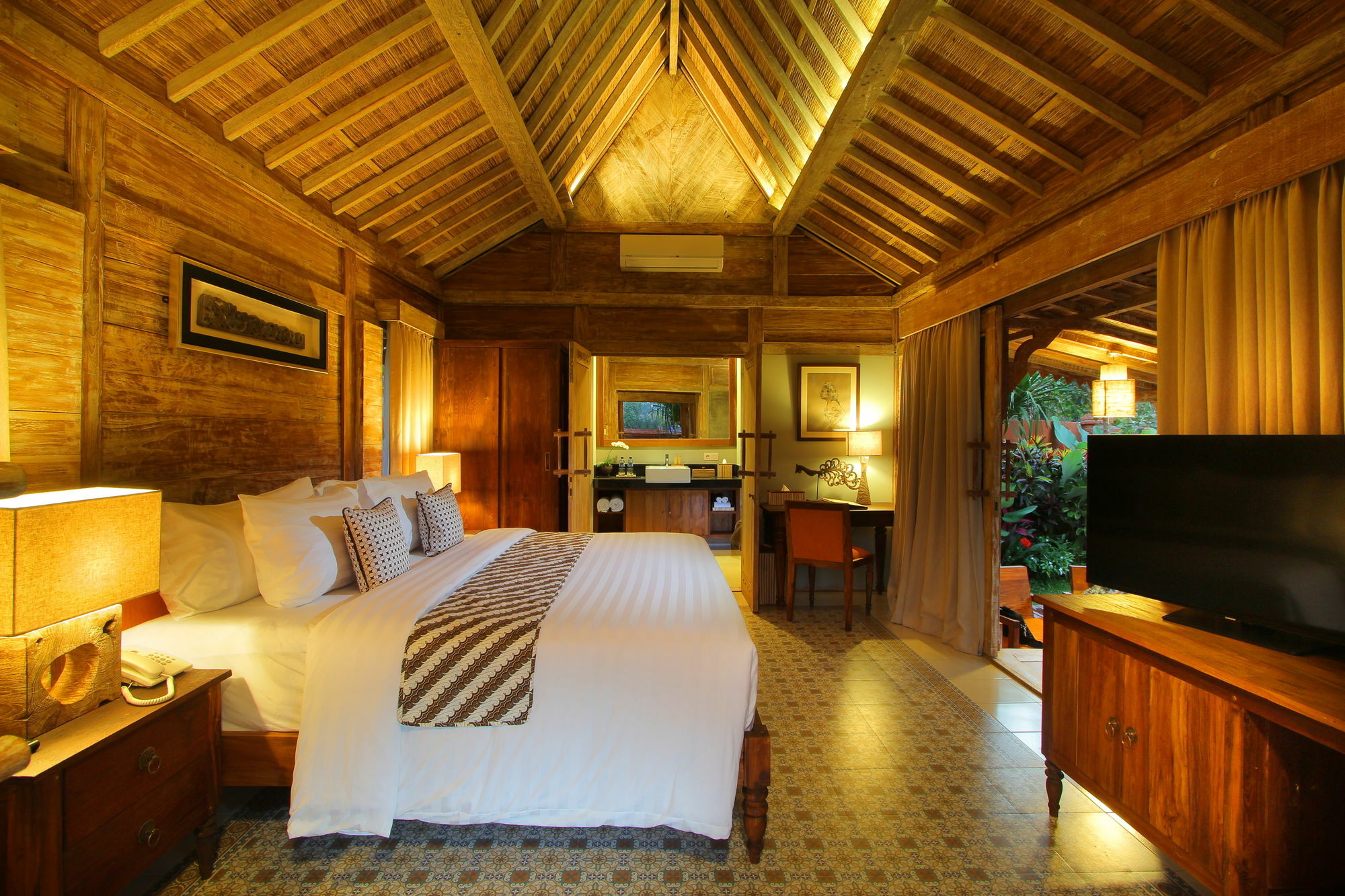 Suarti Boutique Village 4* Ubud