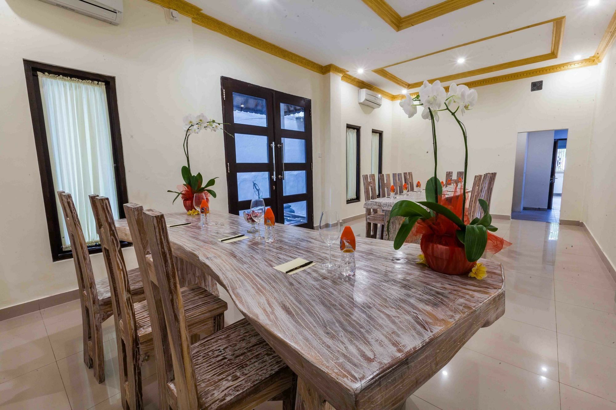 Hotel Vimala 3*