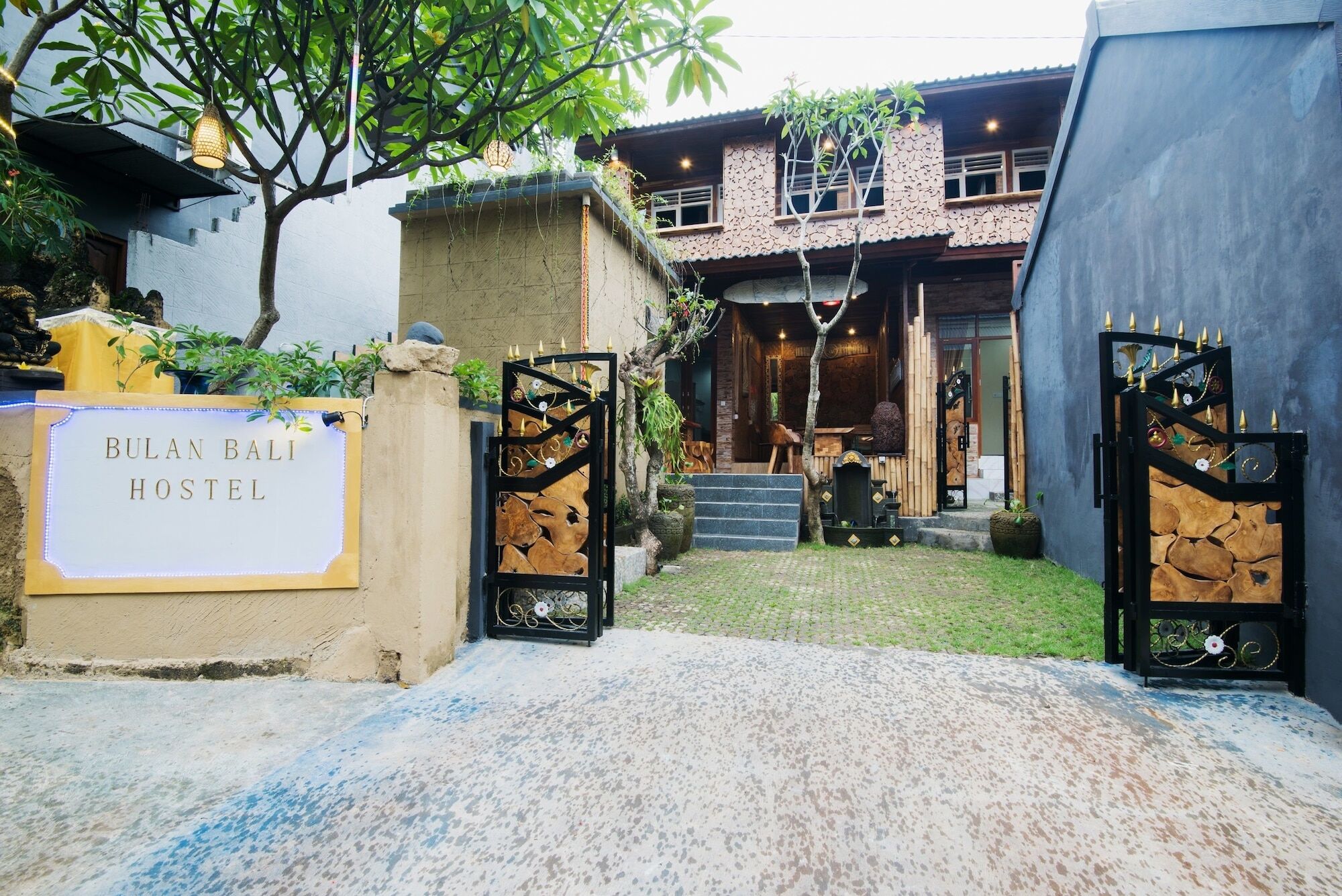 Bulan Bali Ubud (Bali)