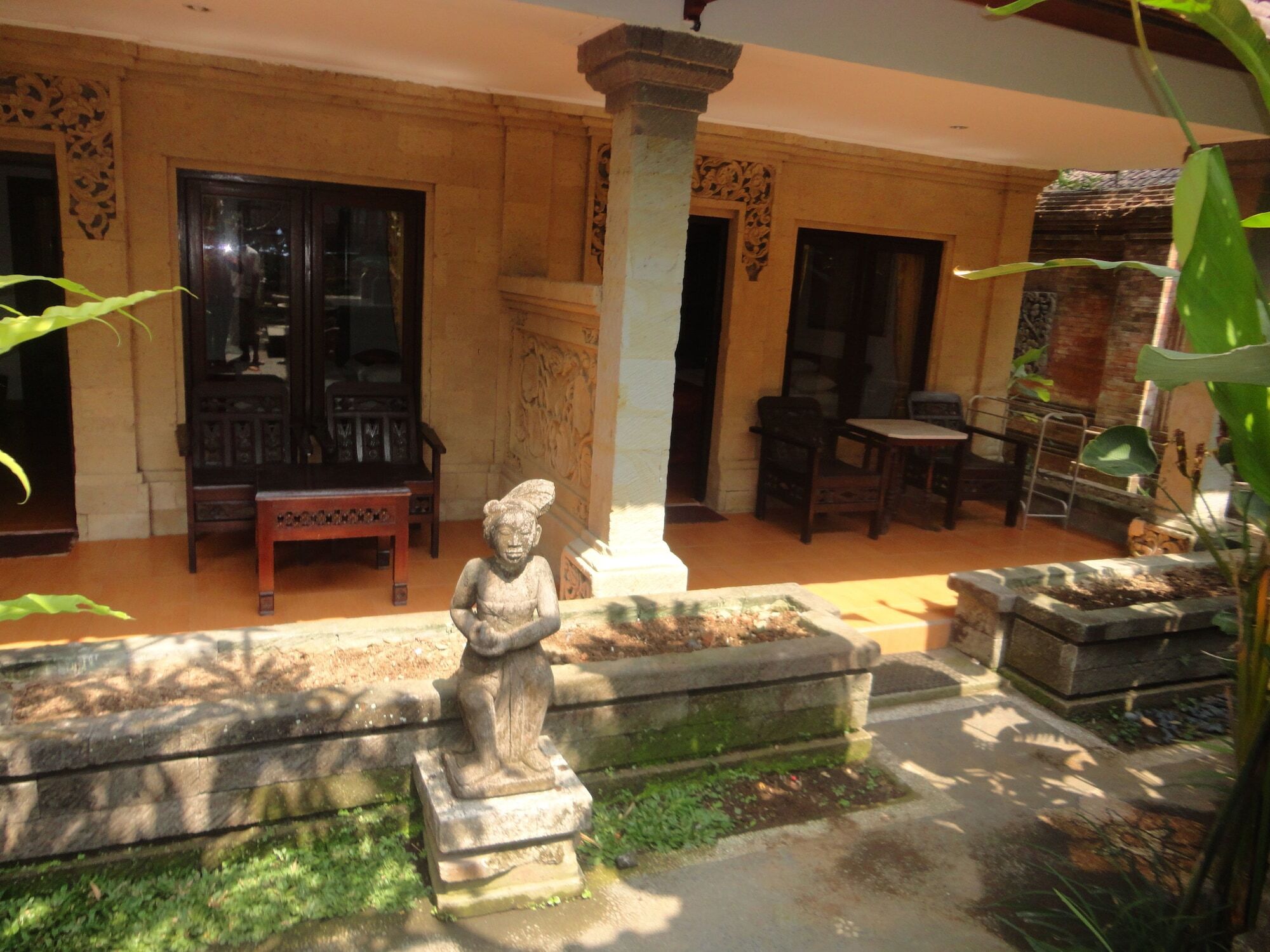Monkey Forest Hotel 3*