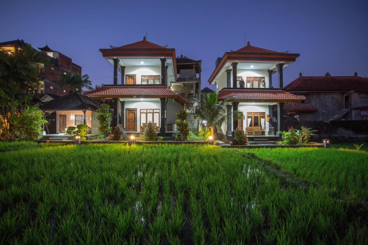 Puji Hostel&bungalow Wisma tamu 3*