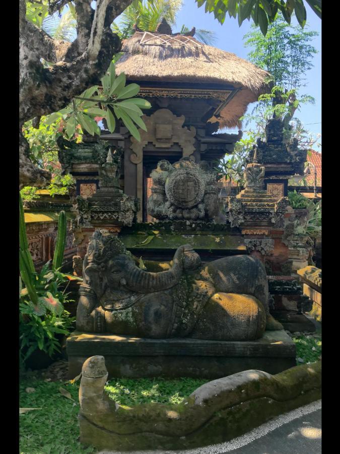 Tukad White House Hotel Ubud (Bali)