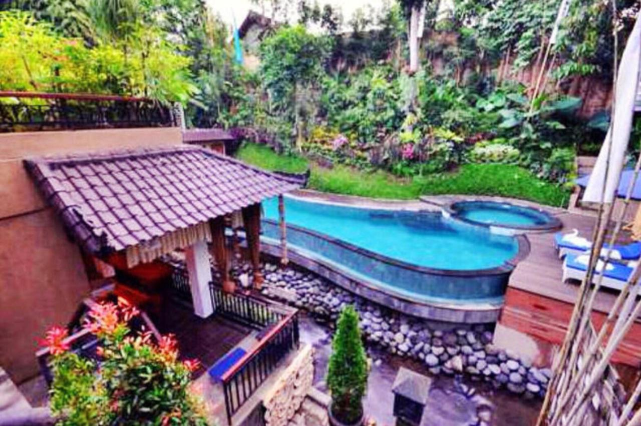 Tukad White House Hotel 3*