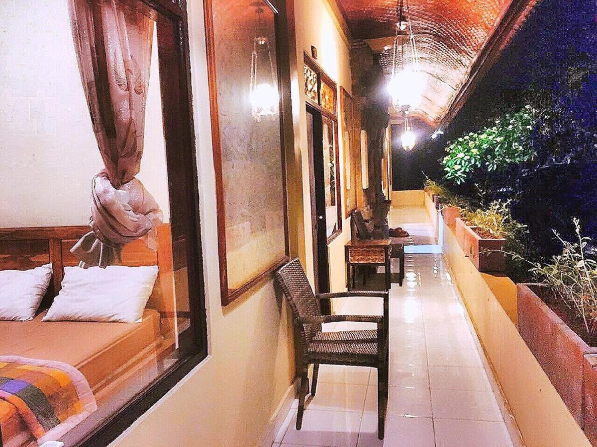 Hotel Tukad White House